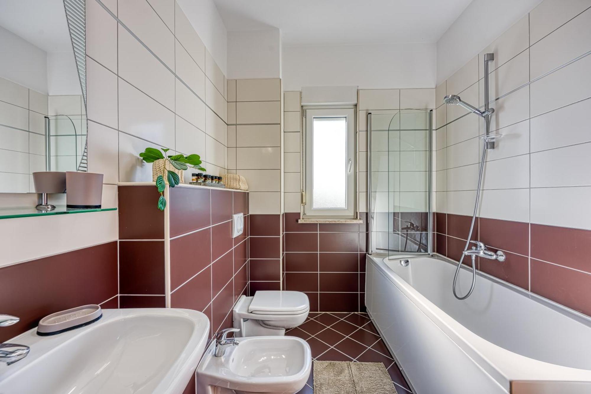 Apartment Dea - Three Bedroom Apartment PUY Eksteriør bilde